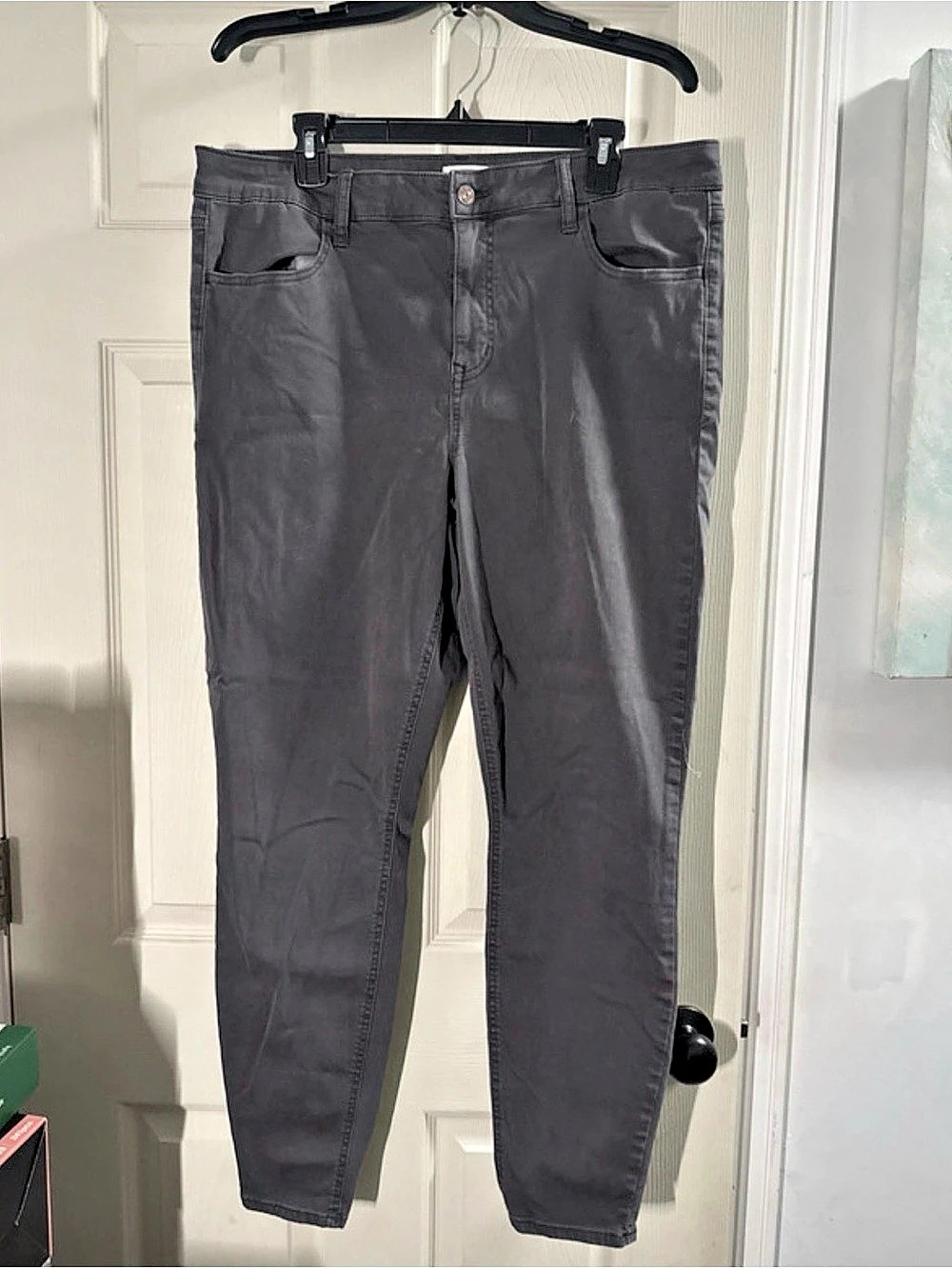 Gray Skinny Pants Like New